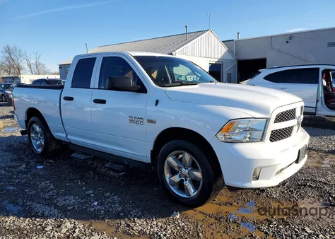 2018 Ram 1500 St z USA, uszkodzony, nr VIN 1C6RR7FT2JS236931